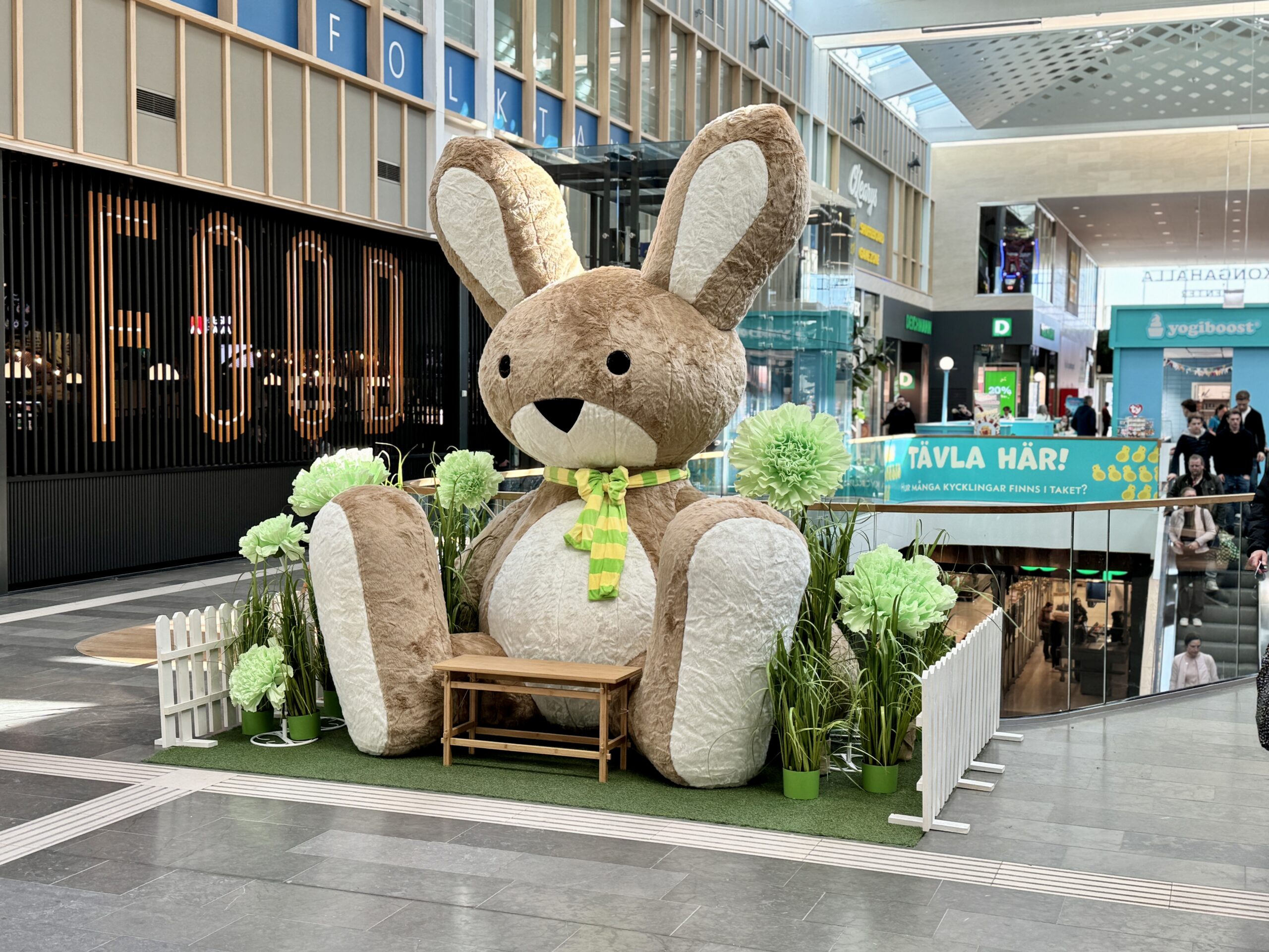 Selfie-bunny utanför Food Hall